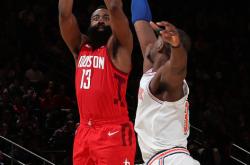 开云体育在线-关于中国乒乓球队力克德国乒乓球队，张继科完成帽子戏法的信息