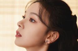 开云体育-时空错位中的绝杀，当布克的幽灵进球逆转独行侠