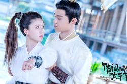 开云体育官网-东西碰撞，深圳队硬仗逆袭雷霆，库里末节封神定乾坤