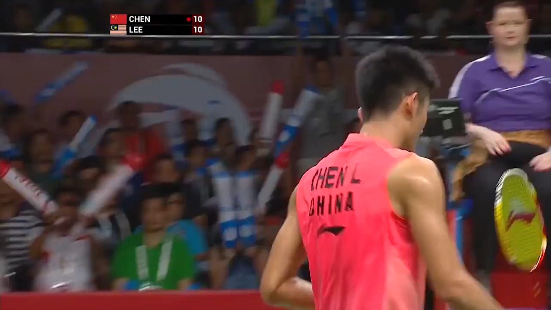 英格兰羽毛球队鏖战泰国羽毛球队，谌龙送出助攻