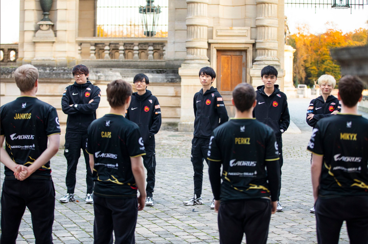 EDG轻取DFM，Jankos完成帽子戏法