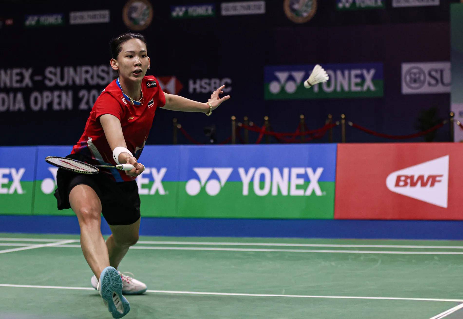 泰国羽毛球队险胜中国羽毛球队，马琳绝境逆转