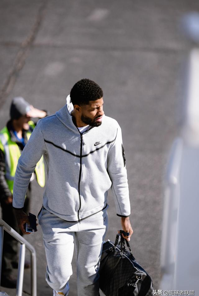 快船血洗灰熊,乔治·希尔统治全场 快船血洗灰熊,乔治·希尔统治全场