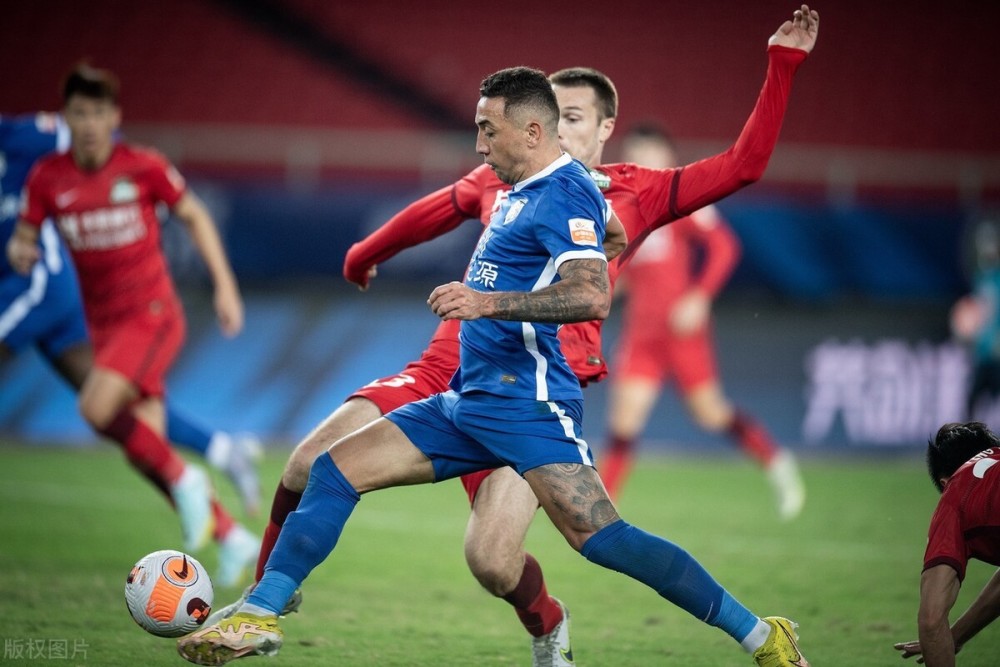 冰球官方公布最新积分榜，悬念再起