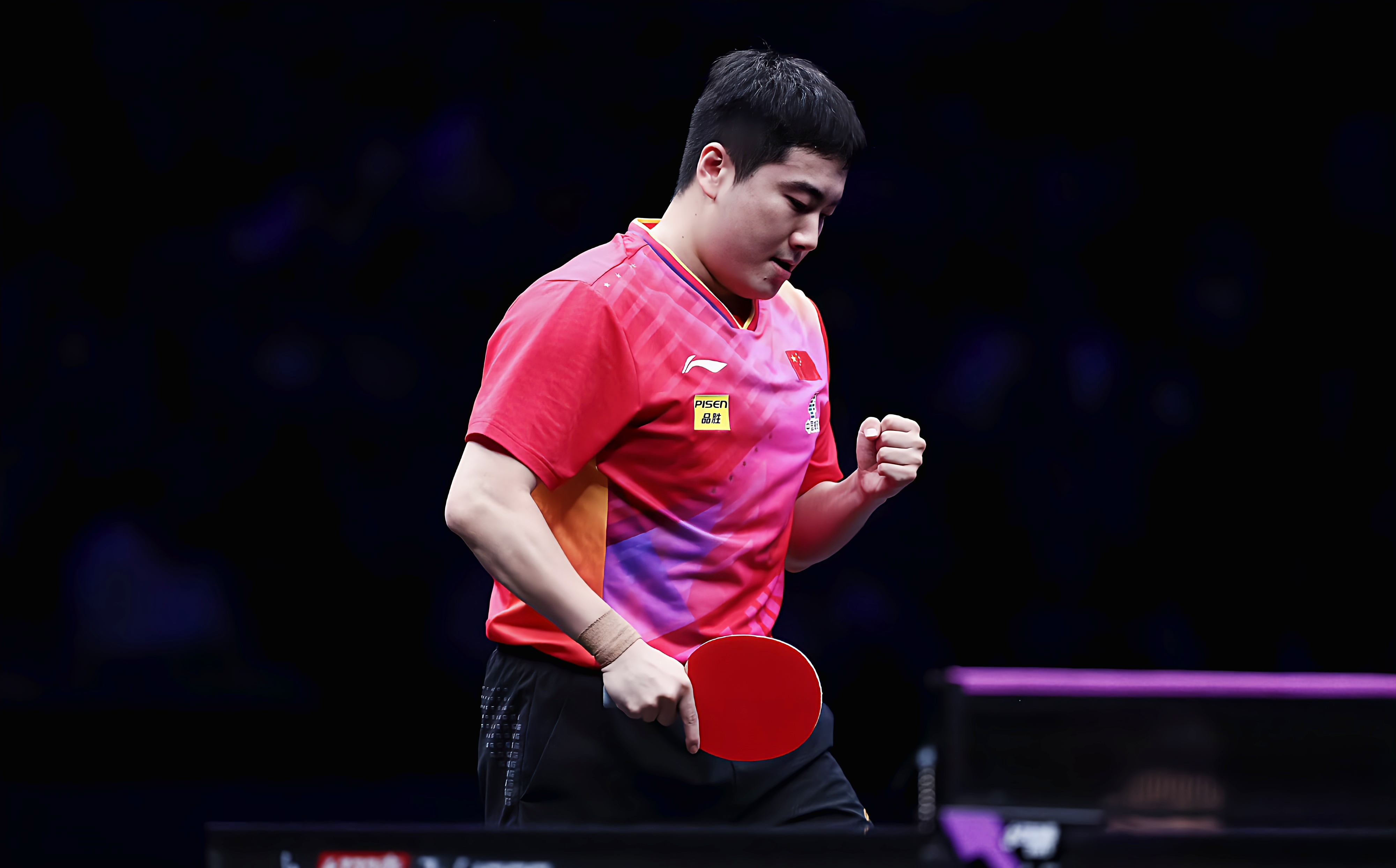 法国队横扫英格兰队,梁靖崑高光表现 法国队横扫英格兰队,梁靖崑高光表现