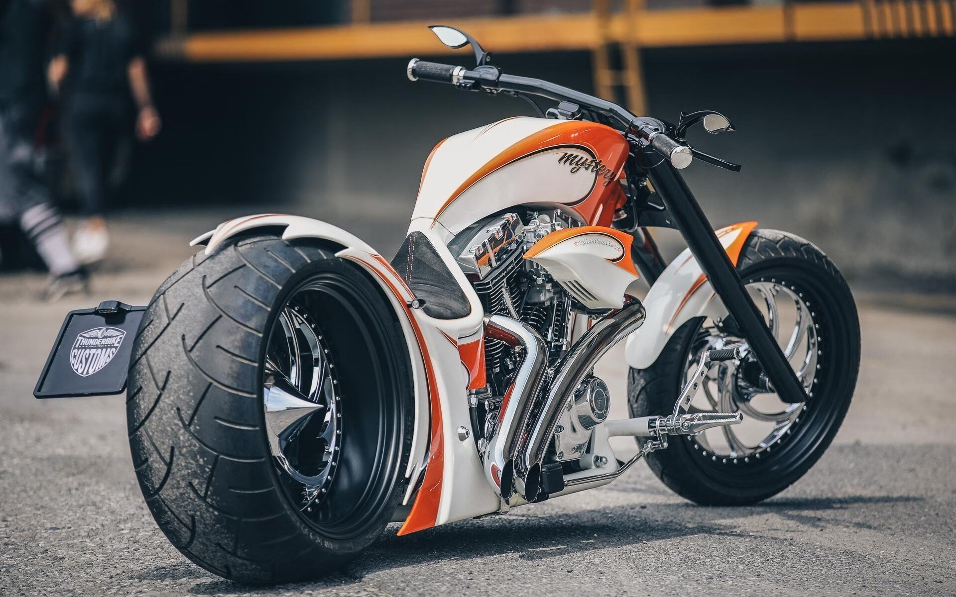 羽翼的缝隙,当马来西亚的寒光划过石宇奇点燃的夜空