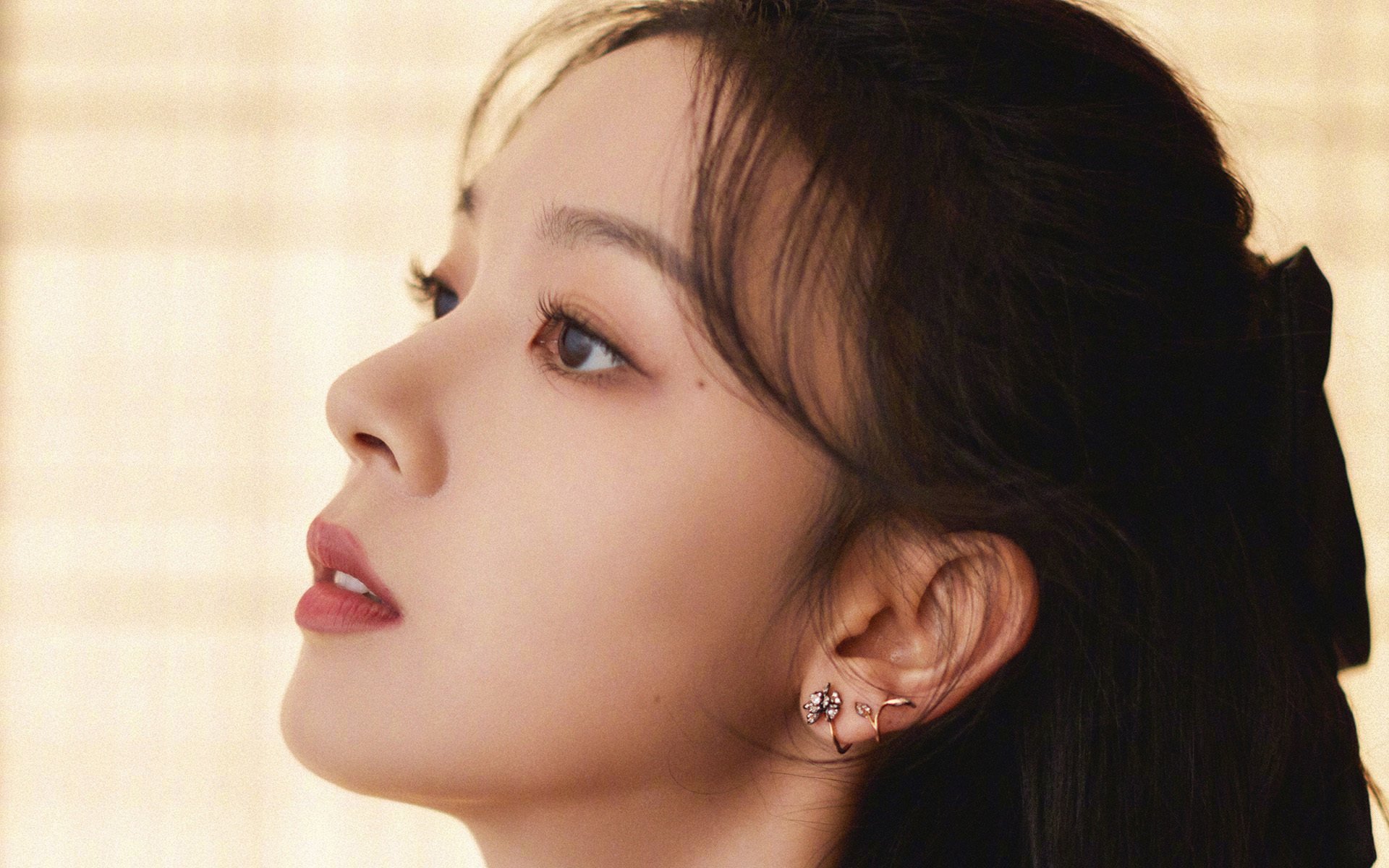 时空错位中的绝杀,当布克的幽灵进球逆转独行侠