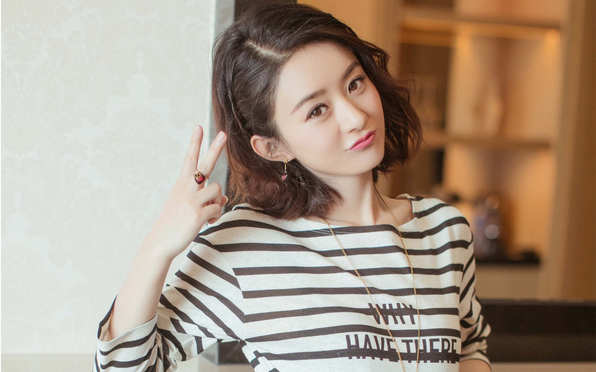 双线叙事,鏖战中的团队韧性,与一位王者的绝对统治—羽球世界的AB面