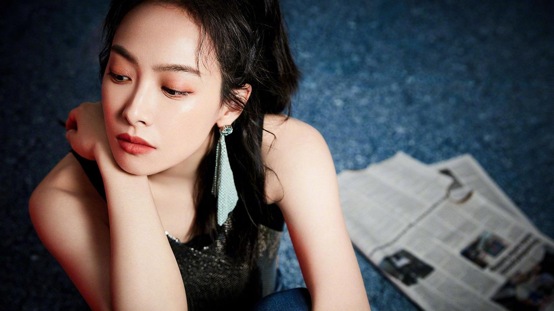 接管时刻，从丹麦足球的一波流到马丁内利的冠军弯道—论顶尖竞技的瞬间统治力