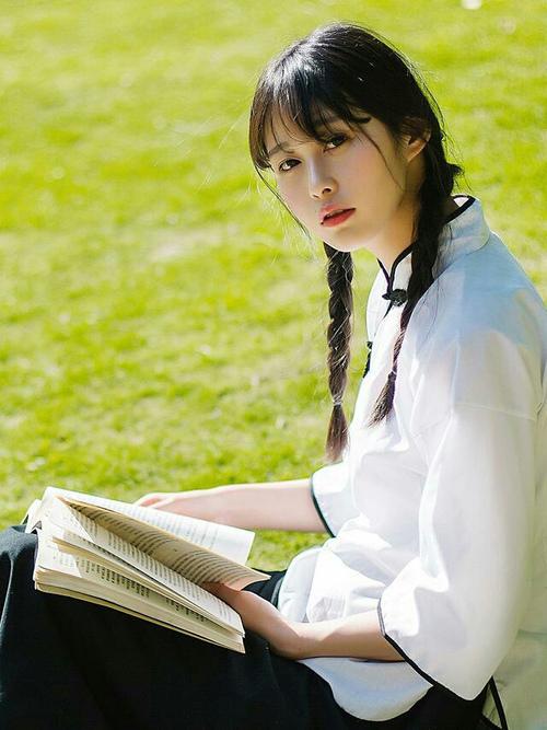 维金斯后仰跳投撕裂黄昏，新王踩旧秩序尸骸加冕，奥运关键战加拿大如何绞杀西班牙王朝？