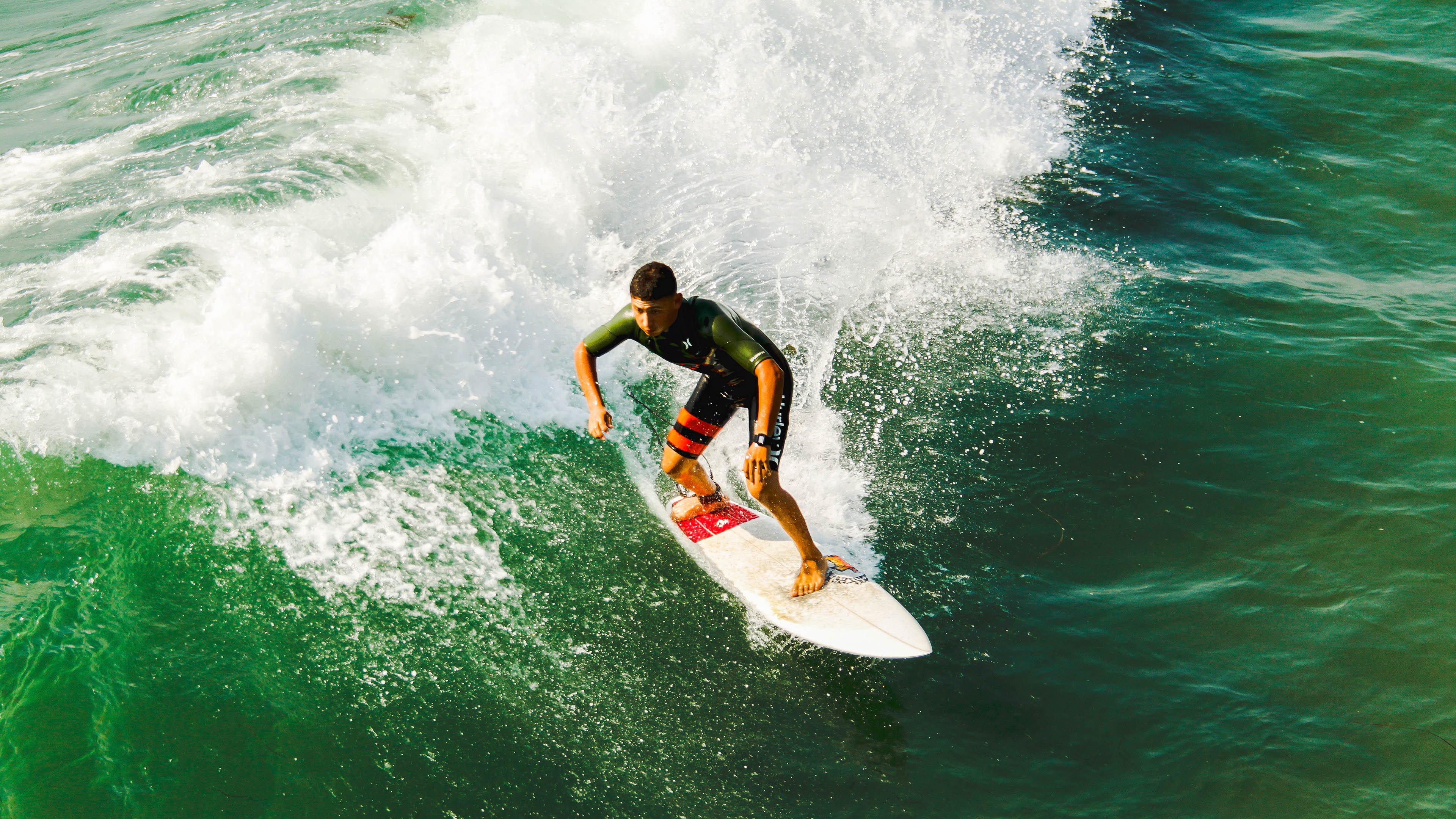 中场之锚，卡塞米罗如何定义现代足球的唯一性