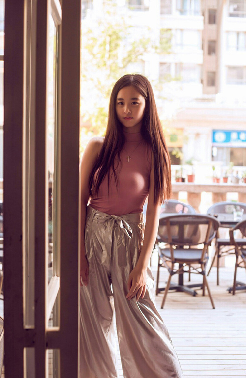 神兽破笼！锡安末节19分撕裂钢铁防线，雄鹿鏖战双加时降伏广厦